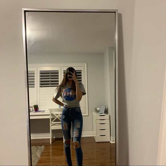 Fashion Nova Distressed Skinny Jeans - 00 - Picture 3 of 4